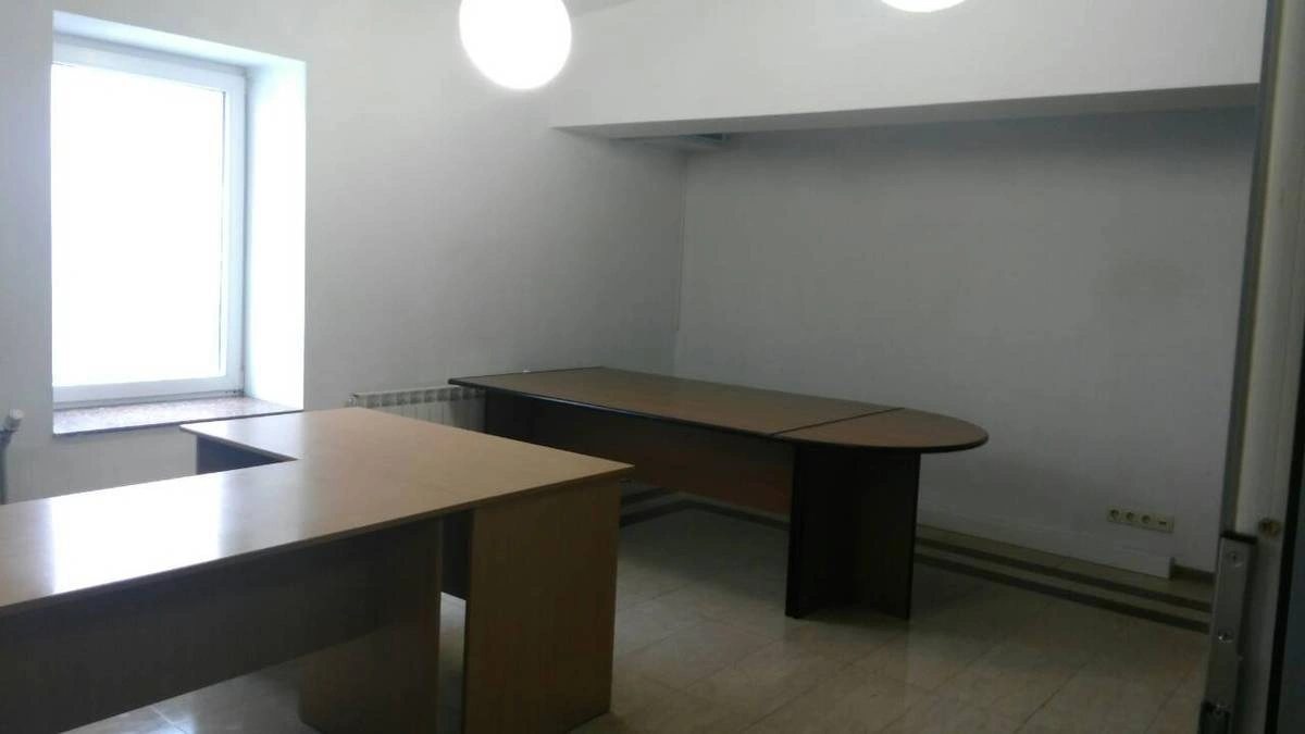 Office for sale 12 m², 1st fl./3 floors. Hoholya ul., Dnipro. 