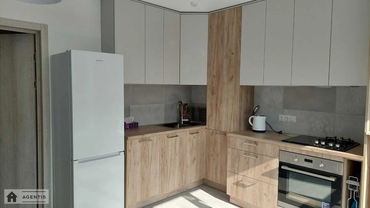 Сдам квартиру 1 комната, 41 m², 2 эт./9 этажей. Академіка Заболотного вул., Киев. 