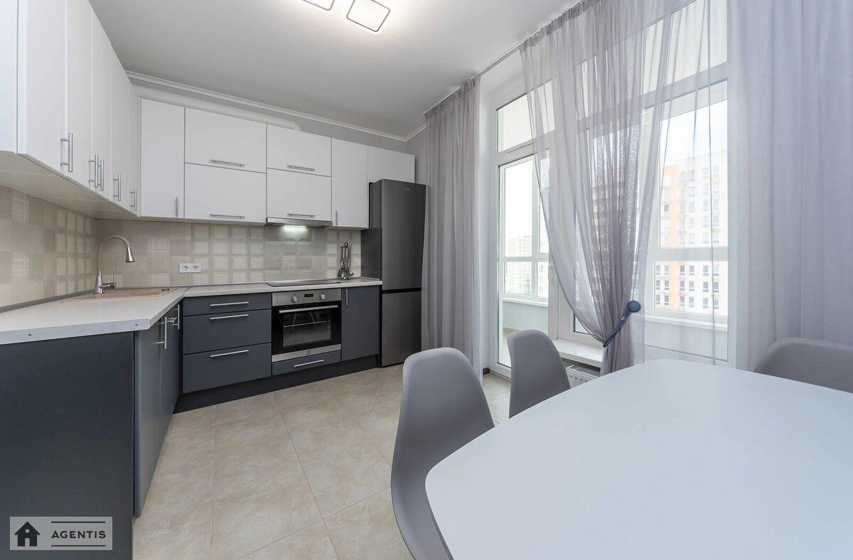 Apartment for rent 2 rooms, 62 m², 12th fl./16 floors. 65, Beresteyskyy prosp. Peremohy, Kyiv. 