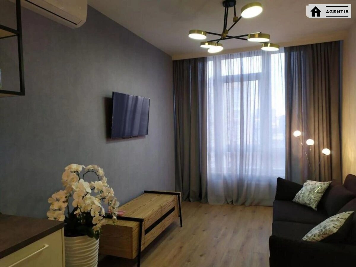 Apartment for rent 2 rooms, 55 m², 10th fl./23 floors. 68, Zhylyanska 68, Kyiv. 