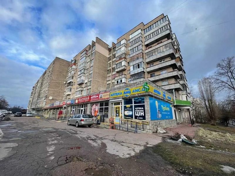 Продажа квартиры 1 комната, 361 m². Миру 89 , Чернигов. 