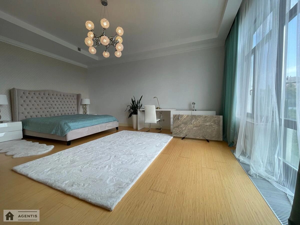 Apartment for rent 3 rooms, 256 m², 2nd fl./4 floors. 13, Dmytra Hodzenka vul. Hlazunova, Kyiv. 