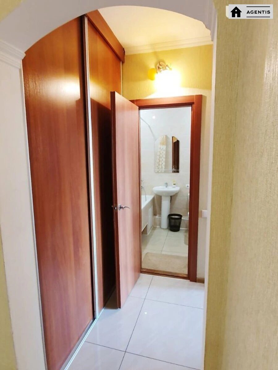 Здам квартиру 1 кімната, 48 m², 19 пов./22 поверхи. 1, Григорія Ващенка вул., Київ. 