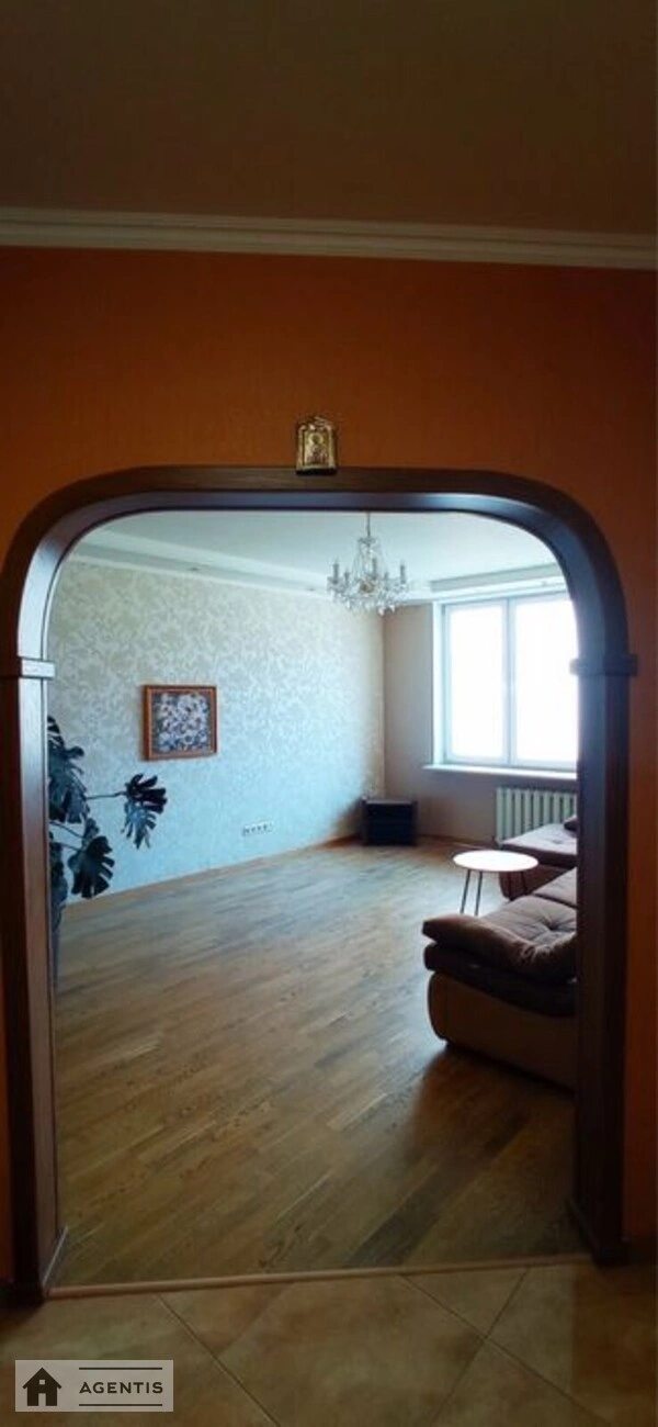 Apartment for rent 3 rooms, 100 m², 4th fl./20 floors. 2, Oleny Pchilky vul., Kyiv. 