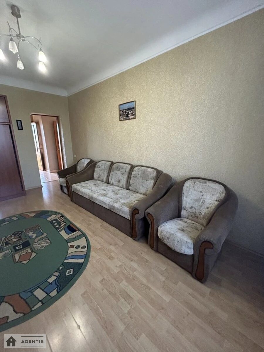 Apartment for rent 2 rooms, 60 m², 6th fl./8 floors. 8, Lesi Ukrayinky 8, Kyiv. 