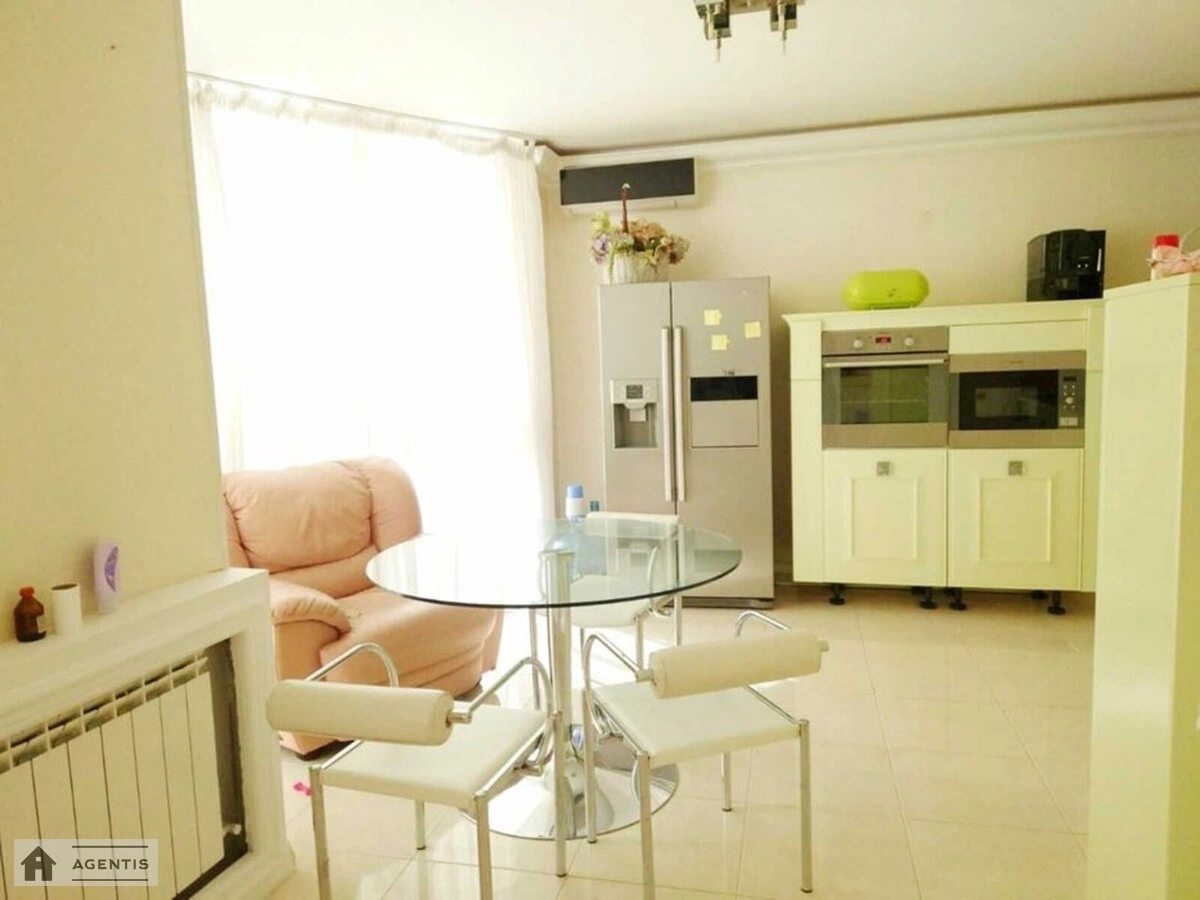 Apartment for rent 1 room, 53 m², 14th fl./22 floors. Dniprovs'ka embankment, Kyiv. 