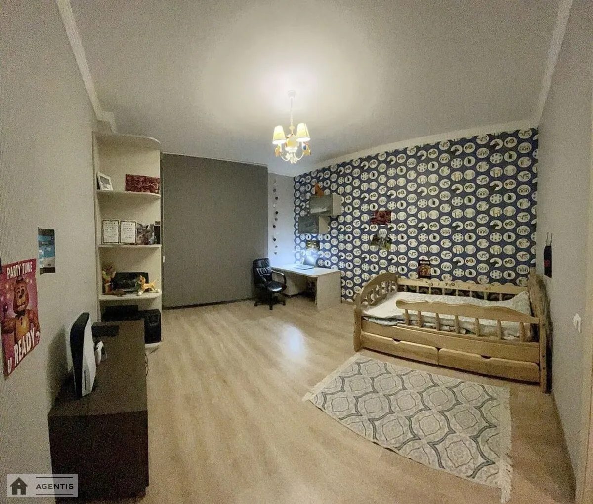 Apartment for rent 3 rooms, 90 m², 4th fl./25 floors. 5, Yuriya Kondratyuka vul., Kyiv. 