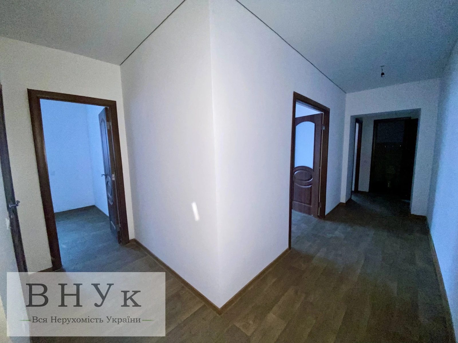 Apartments for sale 3 rooms, 75 m², 9th fl./9 floors. Smakuly , Ternopil. 