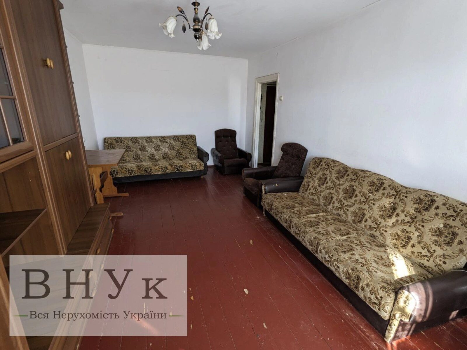 Apartments for sale 1 room, 31 m², 5th fl./5 floors. Makarenka vul., Ternopil. 