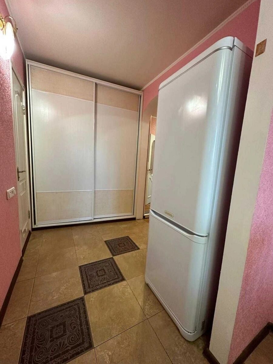 Здам квартиру 2 кімнати, 59 m², 7 пов./16 поверхів. Деснянський район, Київ. 