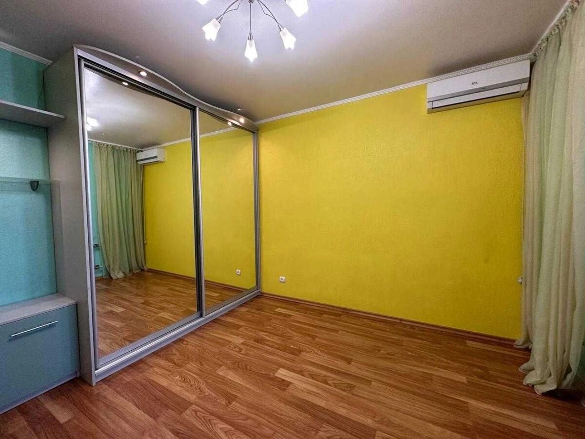 Apartment for rent 2 rooms, 59 m², 7th fl./16 floors. Desnyanskyy rayon, Kyiv. 