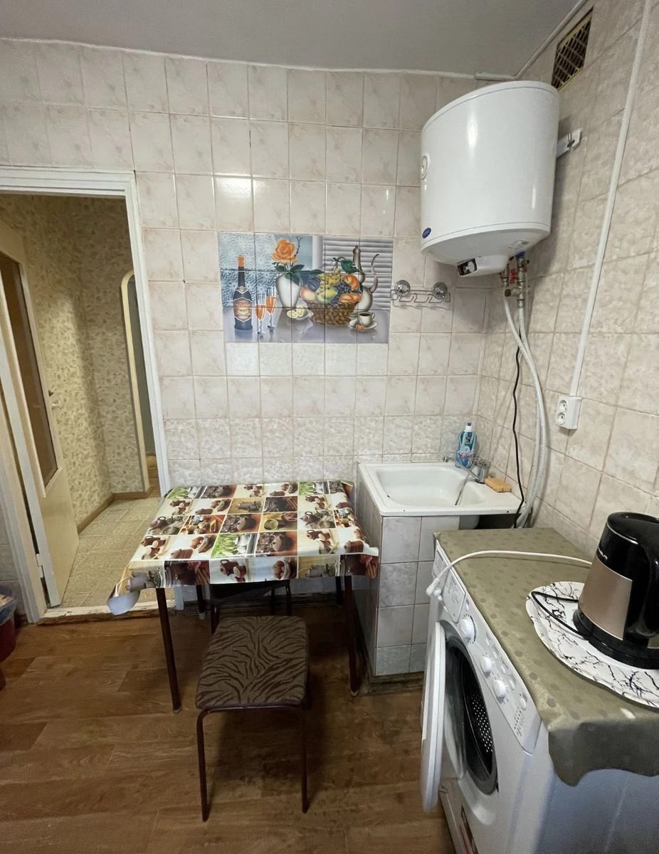 Здам квартиру 1 кімната, 35 m², 4 пов./5 поверхів. 68, Берестейський просп. (Перемоги), Київ. 