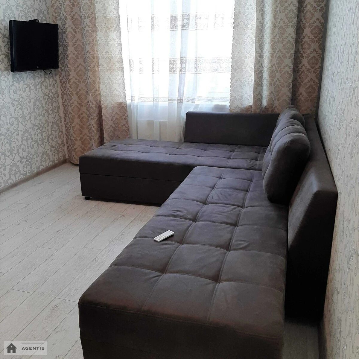 Apartment for rent 2 rooms, 53 m², 20th fl./24 floors. 139, Obuhivska 139, Kyiv. 