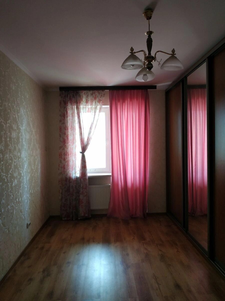 Apartment for rent 2 rooms, 78 m², 5th fl./24 floors. Gradynska, Kyiv. 