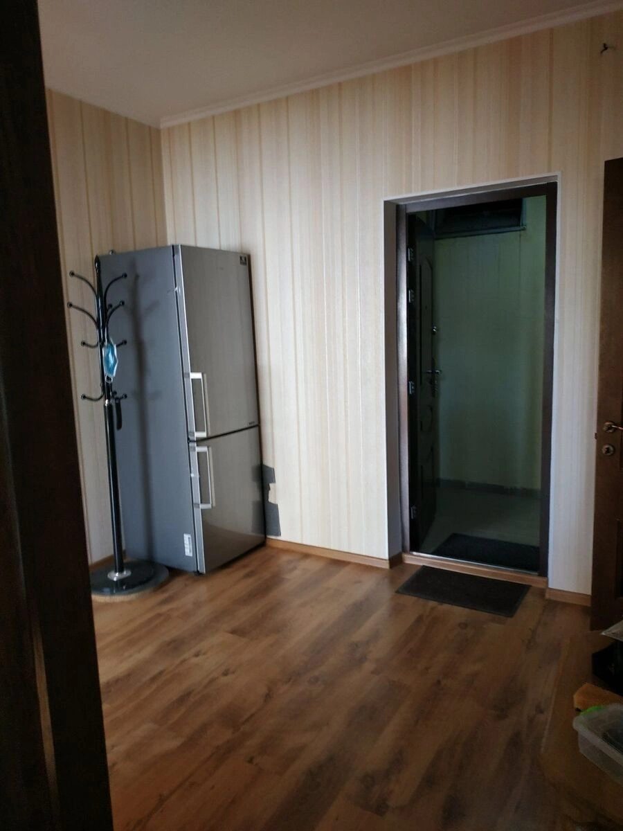 Сдам квартиру 2 комнаты, 78 m², 5 эт./24 этажа. Градинская, Киев. 