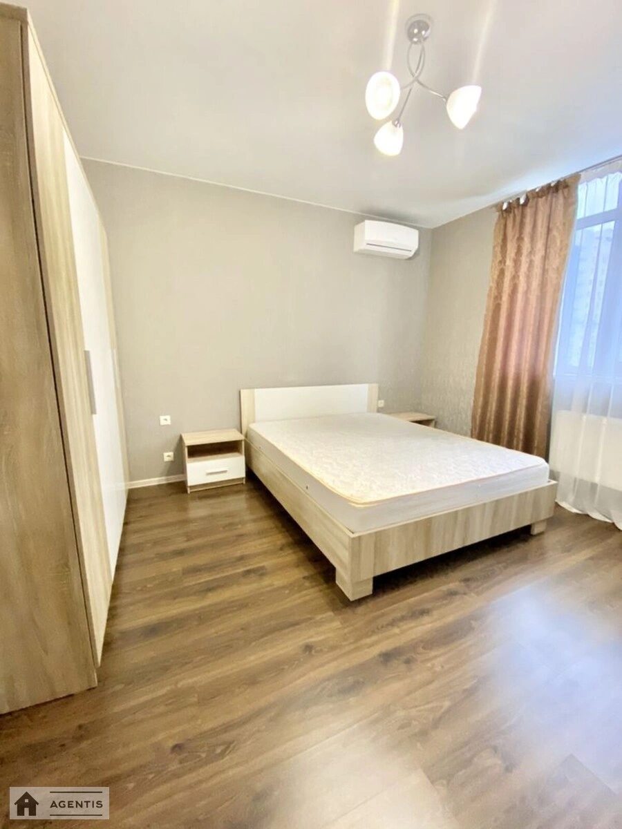 Apartment for rent 2 rooms, 73 m², 17th fl./25 floors. 16, Voskresenska 16, Kyiv. 