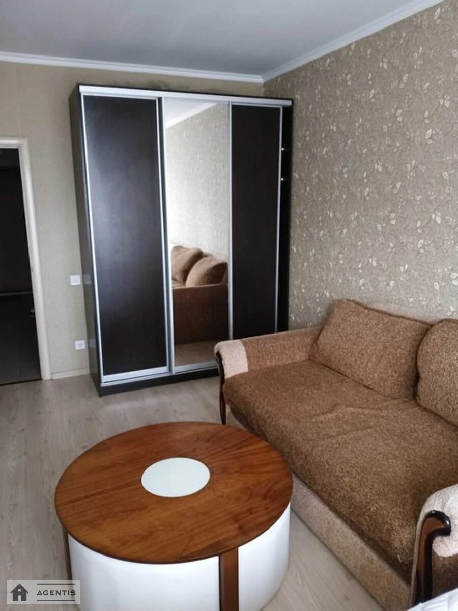 Apartment for rent 1 room, 47 m², 8th fl./24 floors. 32, Anny Akhmatovoyi vul., Kyiv. 