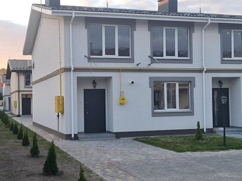 Продаж будинку. 2 rooms, 90 m², 2 floors. 28, Ясная, Бориспіль. 