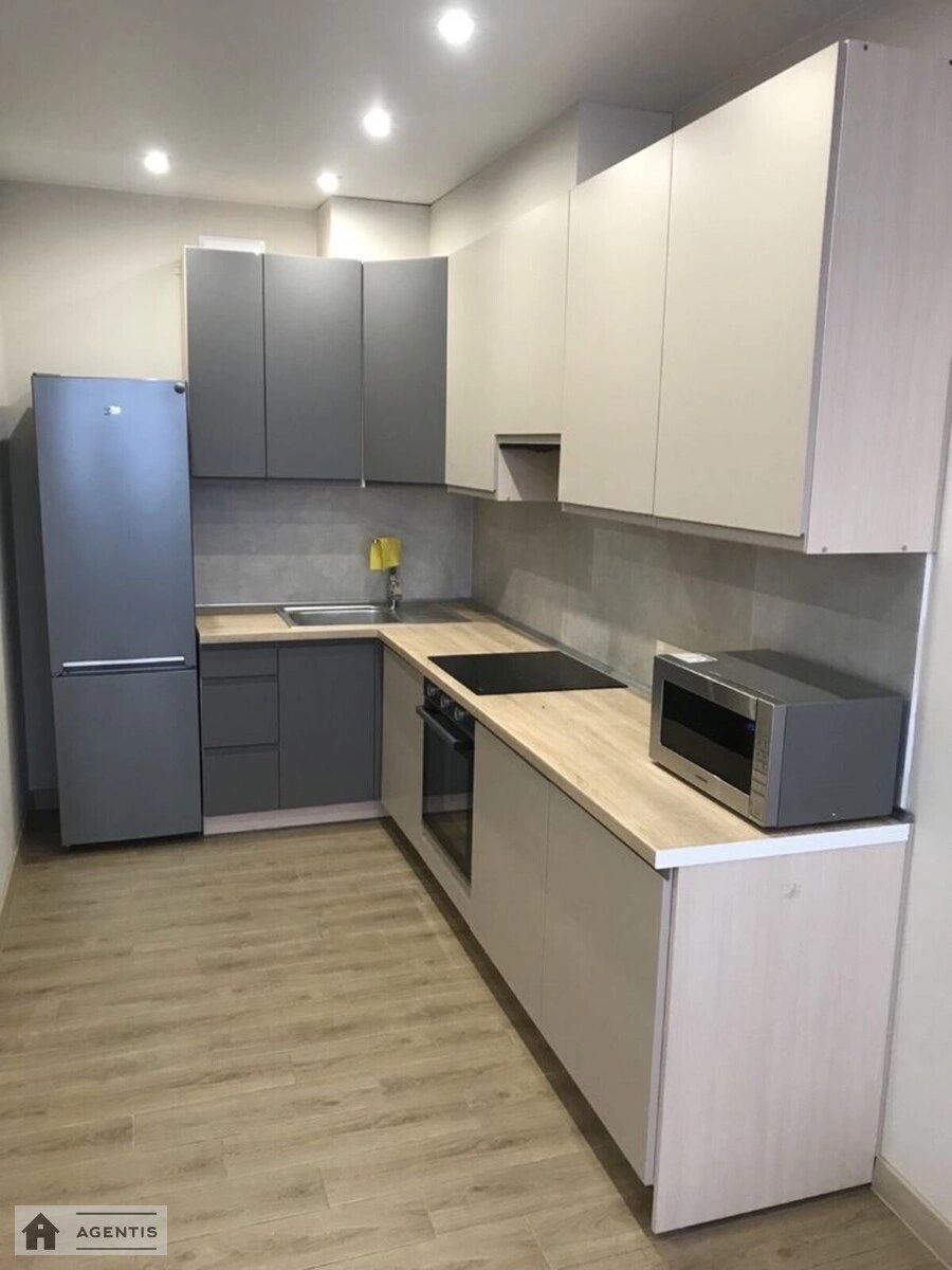 Сдам квартиру 1 комната, 44 m², 14 эт./24 этажа. 6, Євгена Сверстюка вул. (Марини Раскової), Киев. 