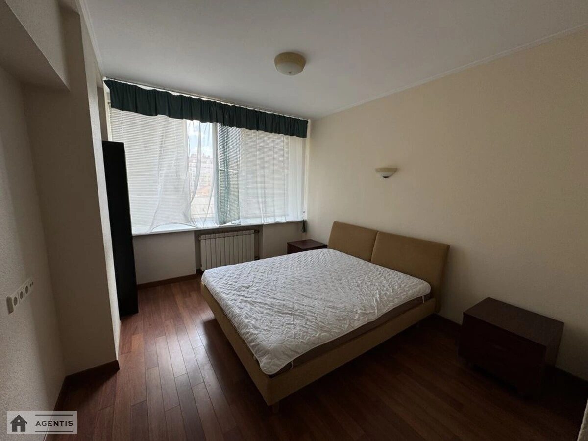 Apartment for rent 2 rooms, 54 m², 8th fl./16 floors. 39, Bohdana Khmelnytskoho vul., Kyiv. 