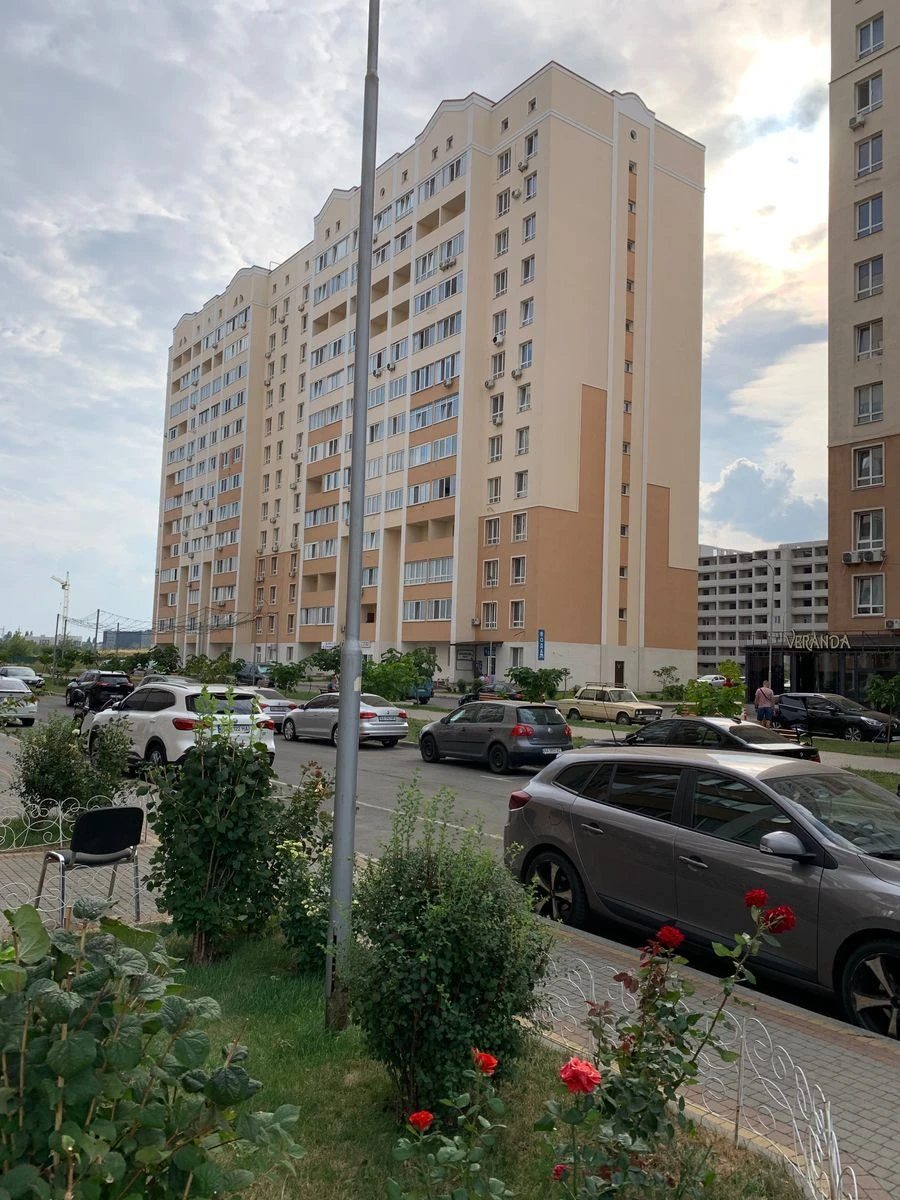 Сдам квартиру 1 комната, 42 m², 7 эт./9 этажей. 8, Павла Чубинського вул. (Крупської), Киев. 