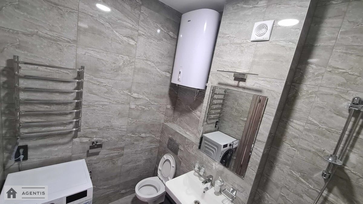 Здам квартиру 1 кімната, 40 m², 14 пов./14 поверхів. 28, Михайла Максимовича вул. (Онуфрія Трутенка), Київ. 