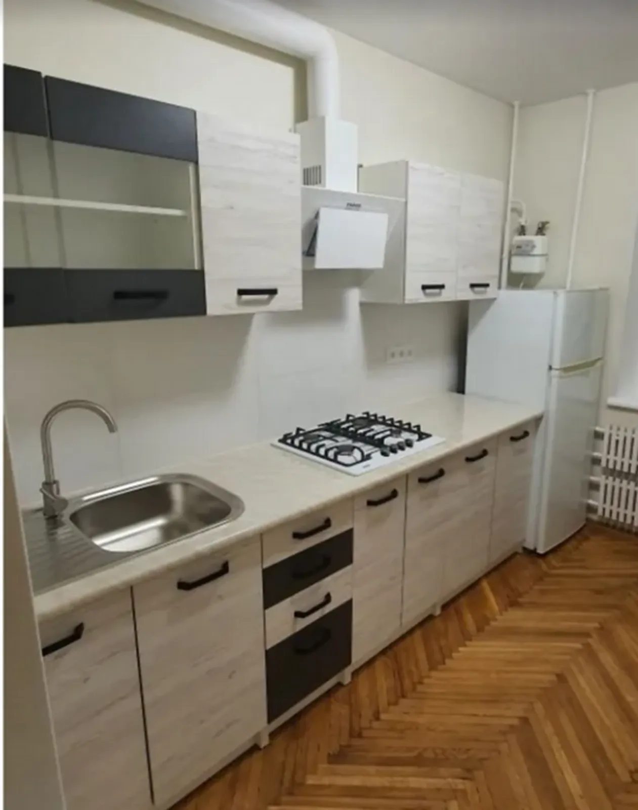 Продаж квартири 3 кімнати, 64 m², 9 пов./10 поверхів. Аляска, Тернопіль. 