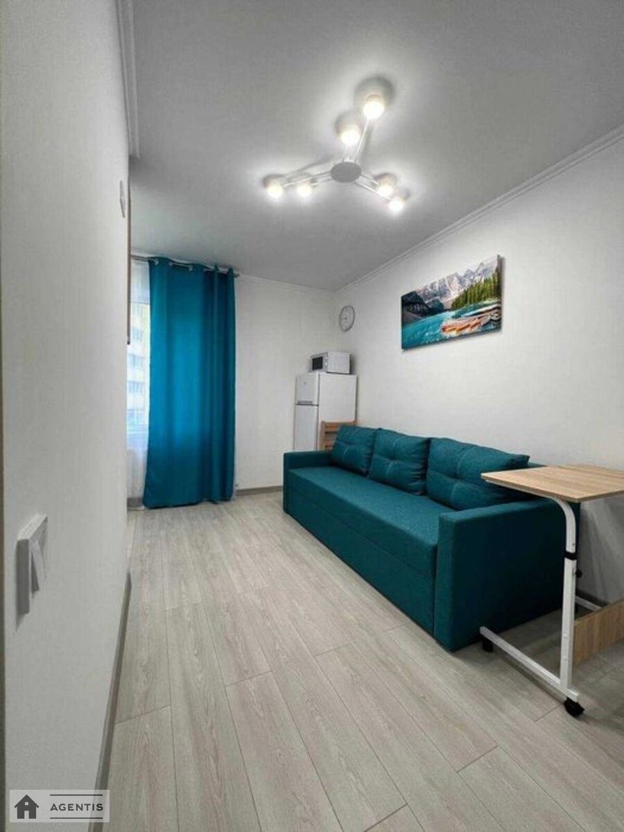 Сдам квартиру 1 комната, 15 m², 2 эт./25 этажей. Приміська вул., Киев. 