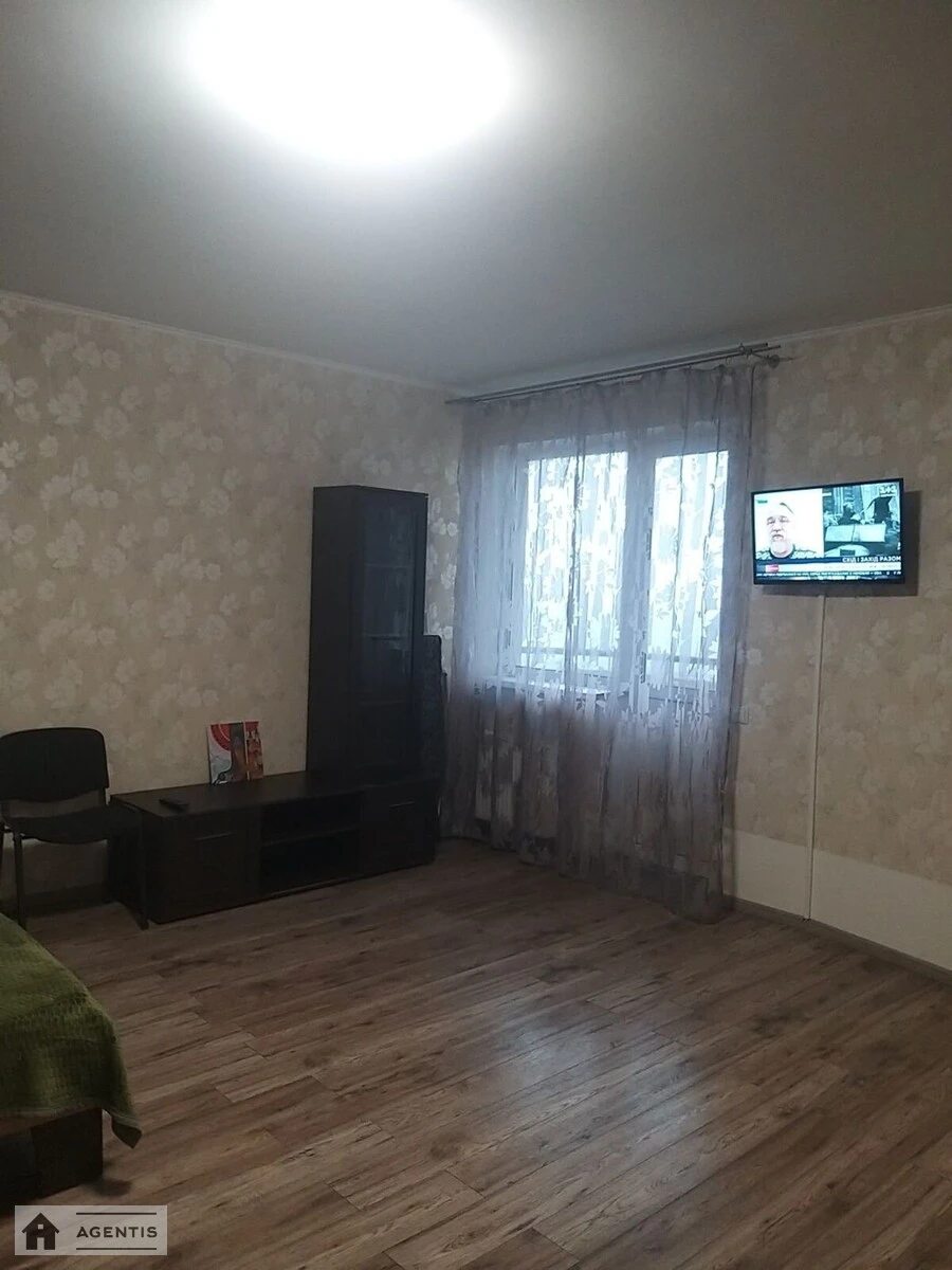 Apartment for rent 1 room, 43 m², 24th fl./25 floors. Darnytskyy rayon, Kyiv. 