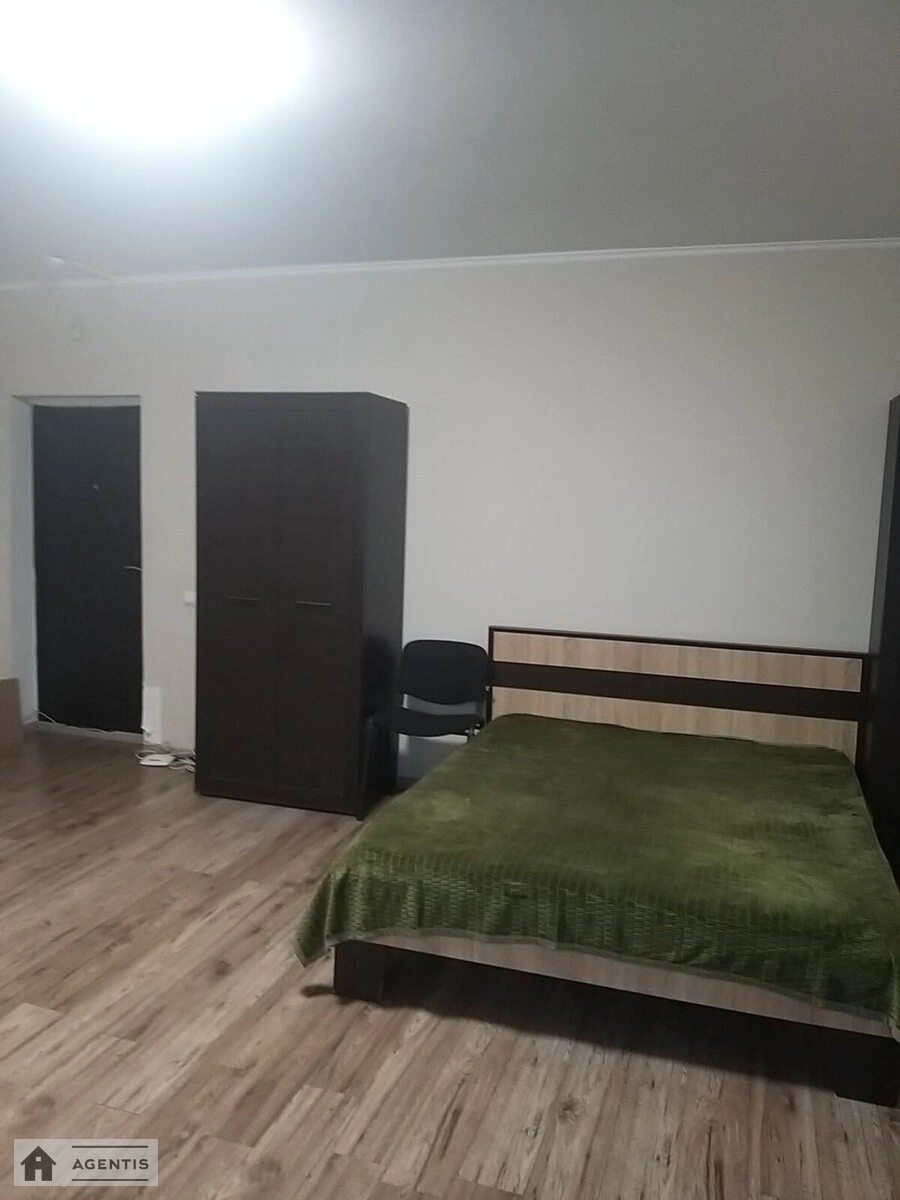 Сдам квартиру 1 комната, 43 m², 24 эт./25 этажей. Дарницкий район, Киев. 