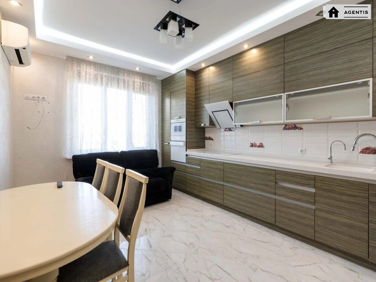 Apartment for rent 3 rooms, 110 m², 15th fl./23 floors. 14, Dniprovs'ka embankment 14, Kyiv. 