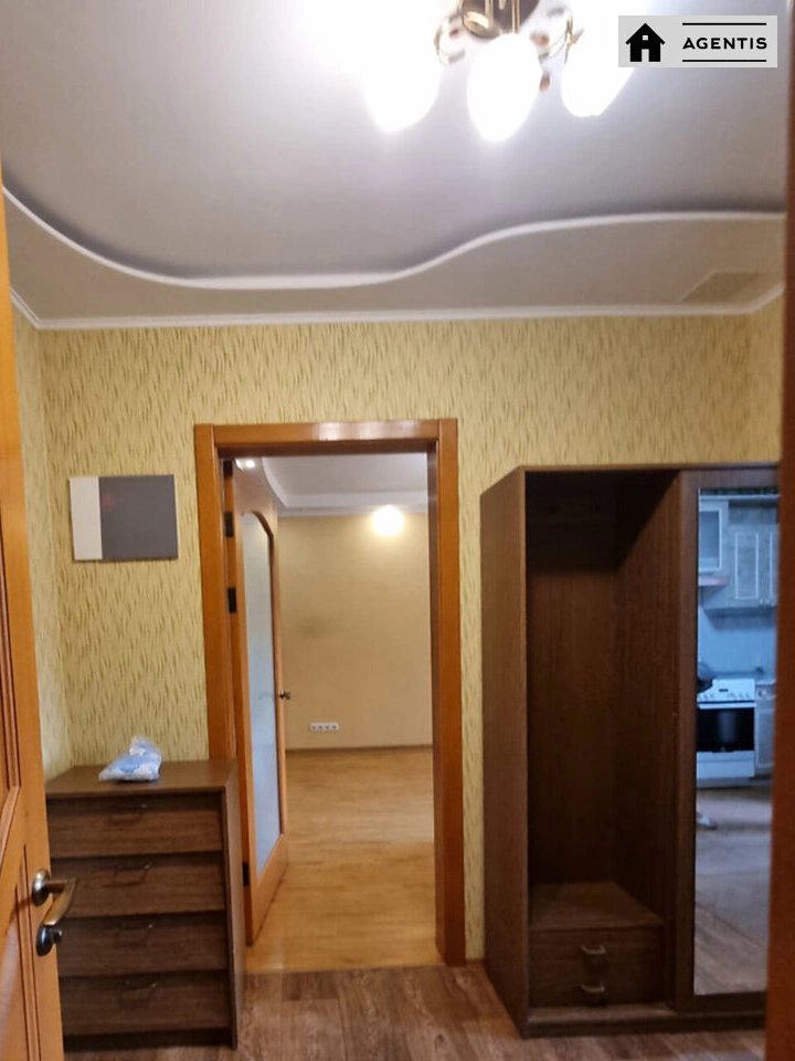 Apartment for rent 1 room, 38 m², 9th fl./16 floors. Oleksandra Myshuhy vul., Kyiv. 