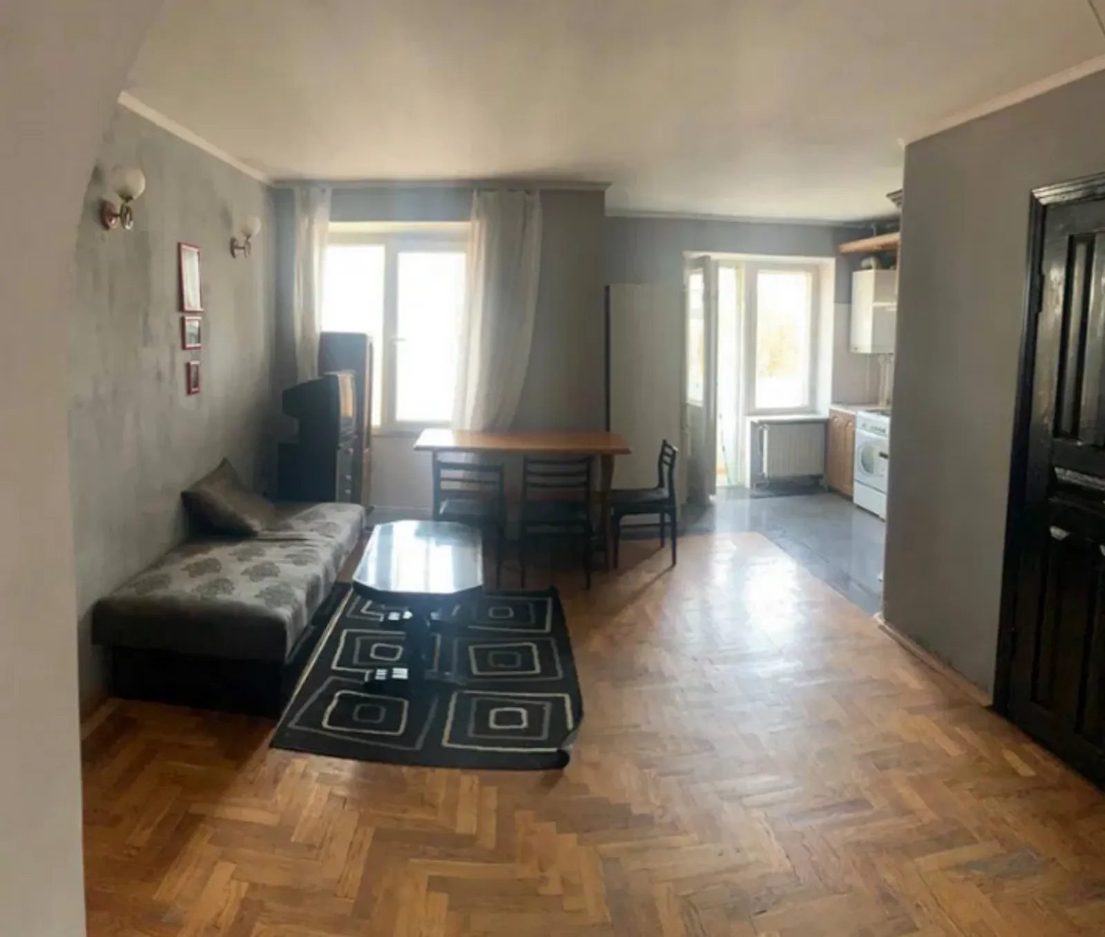 Продаж квартири 3 кімнати, 69 m², 4 пов./9 поверхів. Центр, Тернопіль. 