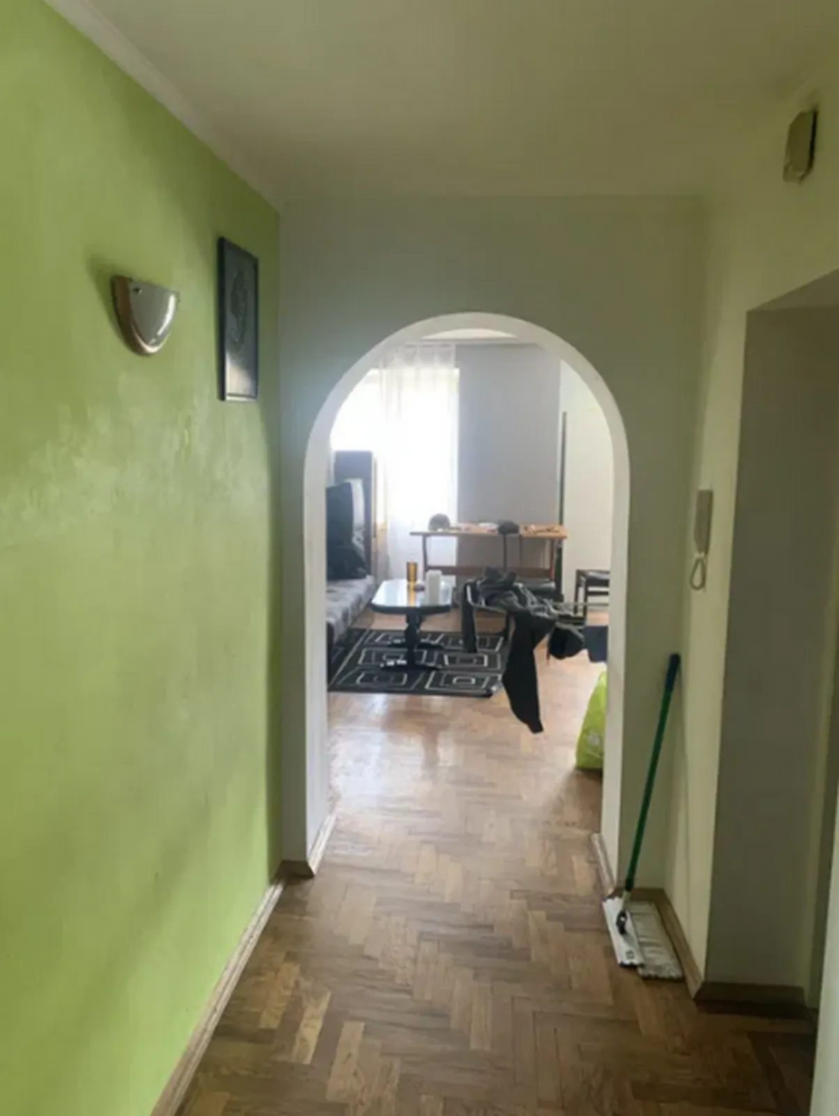 Продаж квартири 3 кімнати, 69 m², 4 пов./9 поверхів. Центр, Тернопіль. 