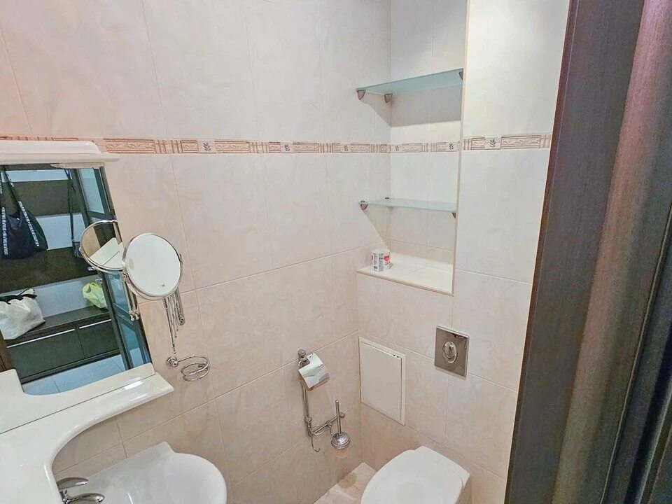 Сдам квартиру 2 комнаты, 80 m², 5 эт./25 этажей. Феодосийский, Киев. 