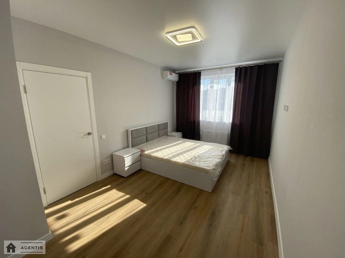 Сдам квартиру 1 комната, 38 m², 3 эт./25 этажей. 1, Архітектора Вербицького вул., Киев. 