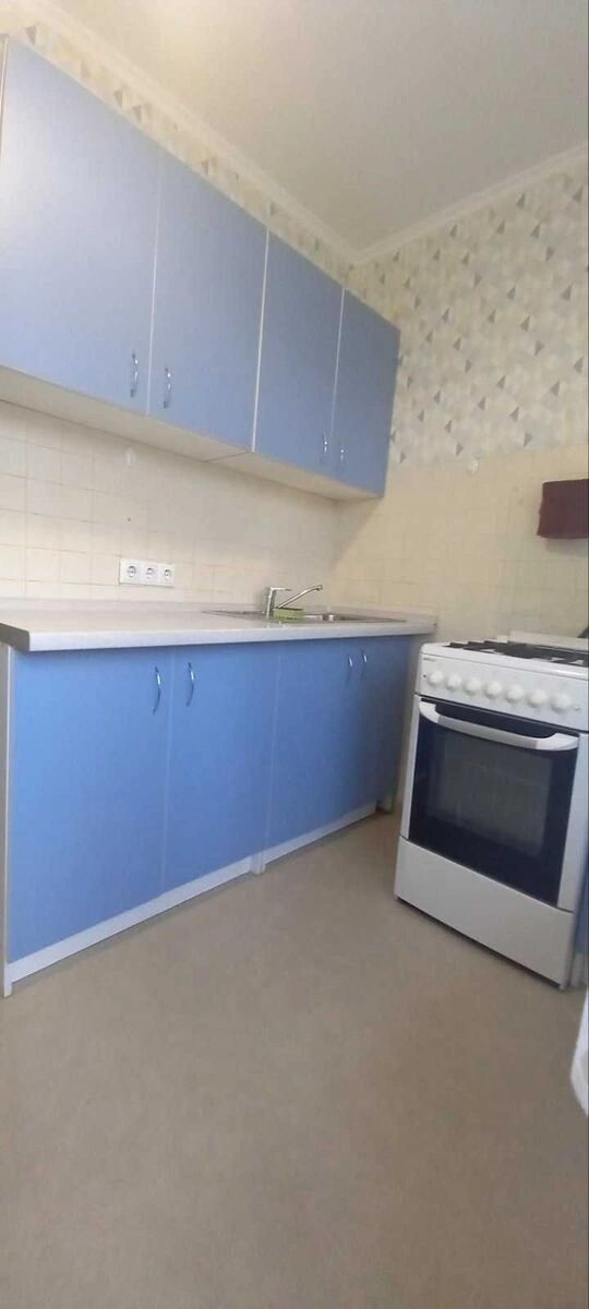 Продаж квартири 1 кімната, 27 m², 2 пов./9 поверхів. 3, Бондарська 3, Київ. 