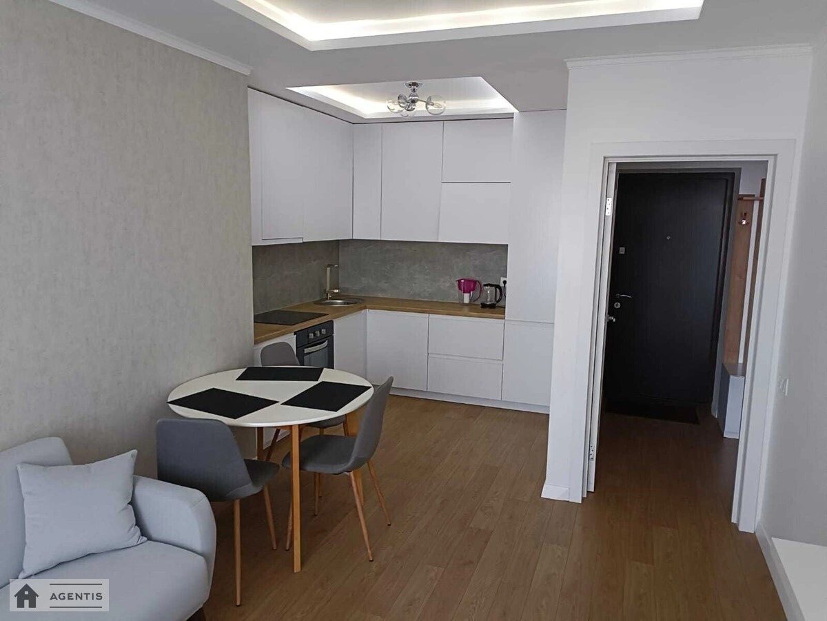 Apartment for rent 1 room, 45 m², 22nd fl./25 floors. 45, Pravdy 45, Kyiv. 