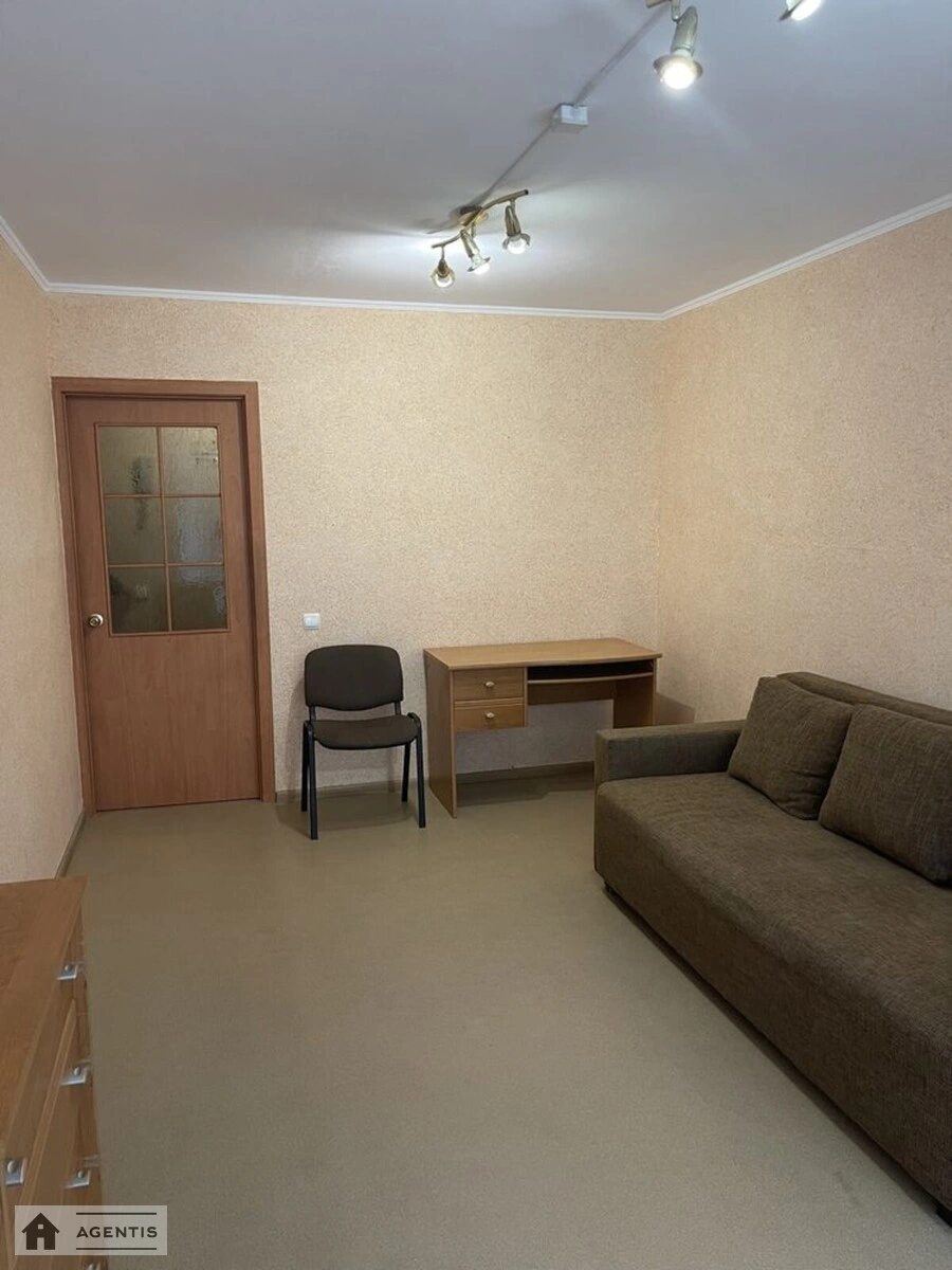 Здам квартиру 1 кімната, 36 m², 4 пов./16 поверхів. Саксаганського, Київ. 