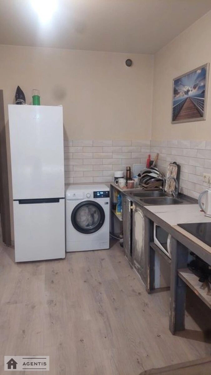 Здам квартиру 1 кімната, 45 m², 5 пов./19 поверхів. 14, Ушинського 14, Київ. 