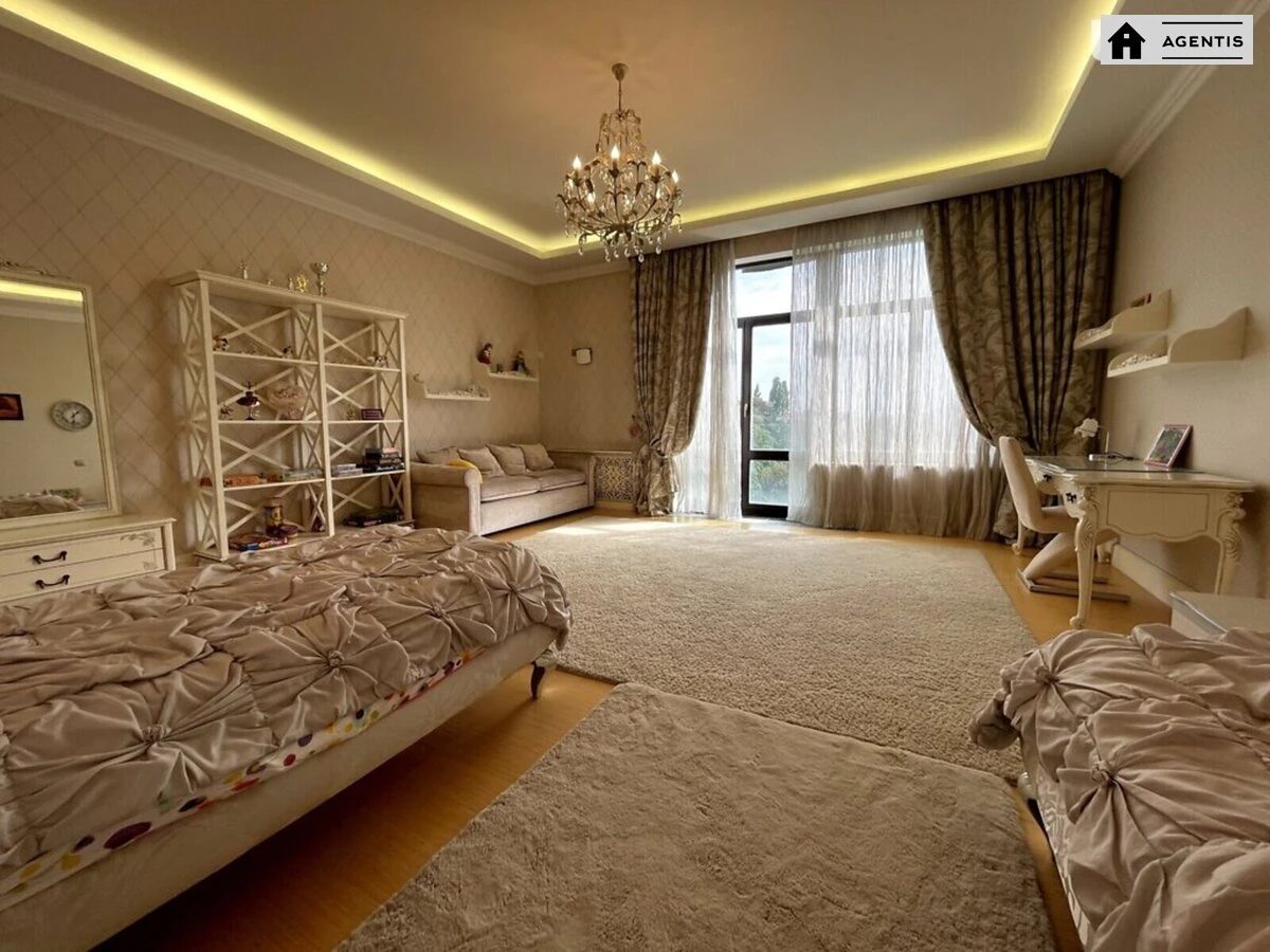 Apartment for rent 3 rooms, 256 m², 2nd fl./5 floors. 13, Dmytra Hodzenka vul. Hlazunova, Kyiv. 