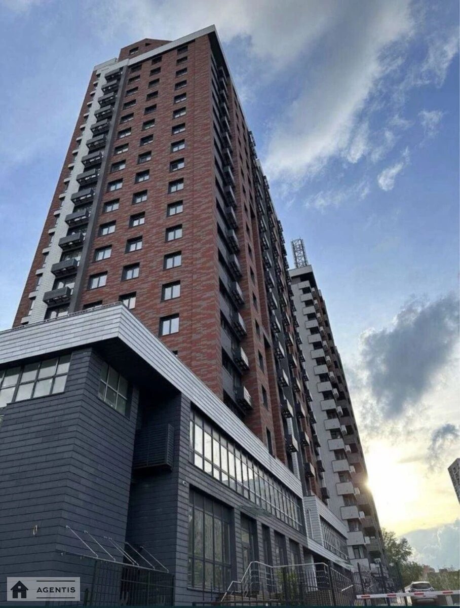 Сдам квартиру 1 комната, 45 m², 10 эт./23 этажа. 13, Кустанайская 13, Киев. 