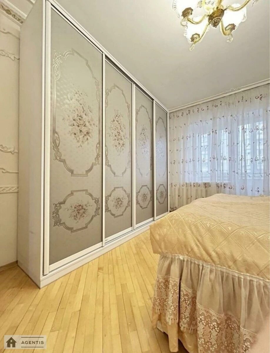 Сдам квартиру 3 комнаты, 115 m², 9 эт./12 этажей. 10, Отдыха 10, Киев. 