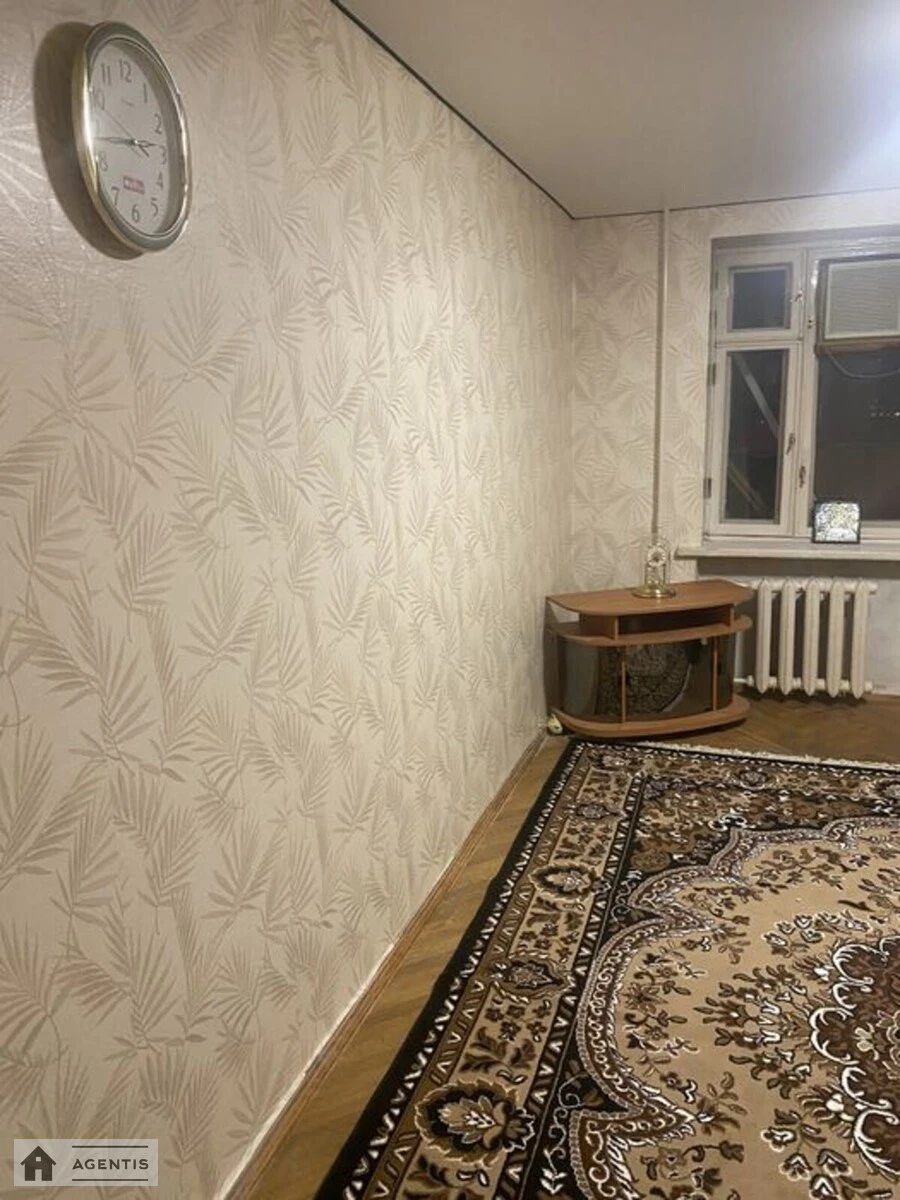 Apartment for rent 3 rooms, 80 m², 10th fl./12 floors. 9, Novatoriv 9, Kyiv. 