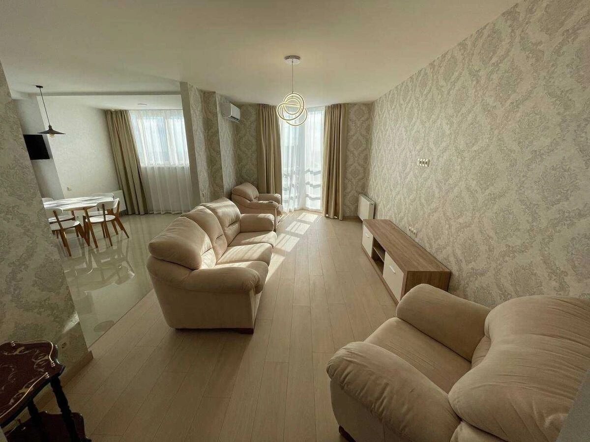 Apartment for rent 2 rooms, 82 m², 19th fl./25 floors. 109, Beresteyskyy prosp. Peremohy, Kyiv. 