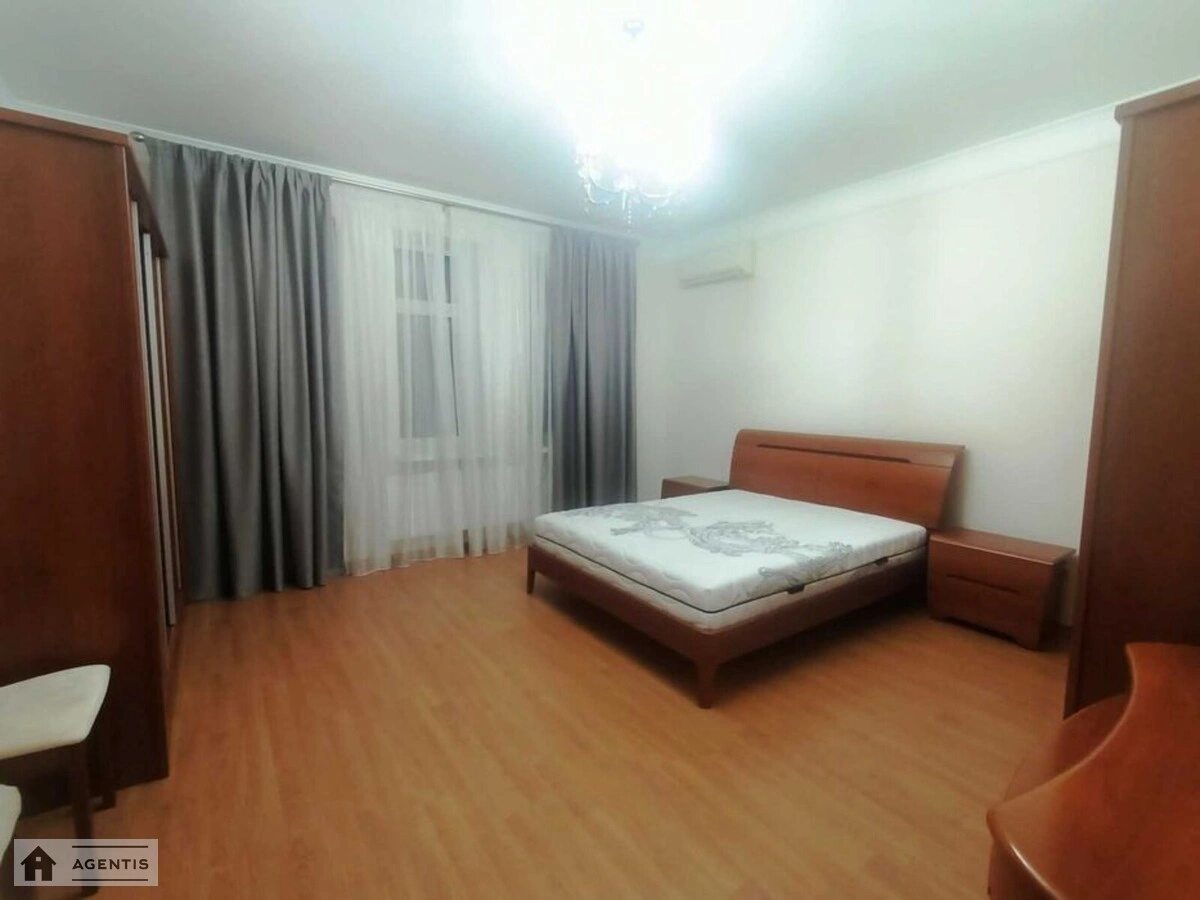 Apartment for rent 4 rooms, 150 m², 3rd fl./10 floors. 56, Dmytrivska 56, Kyiv. 