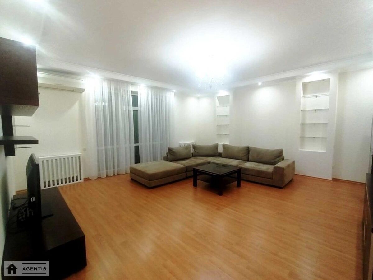 Apartment for rent 4 rooms, 150 m², 3rd fl./10 floors. 56, Dmytrivska 56, Kyiv. 