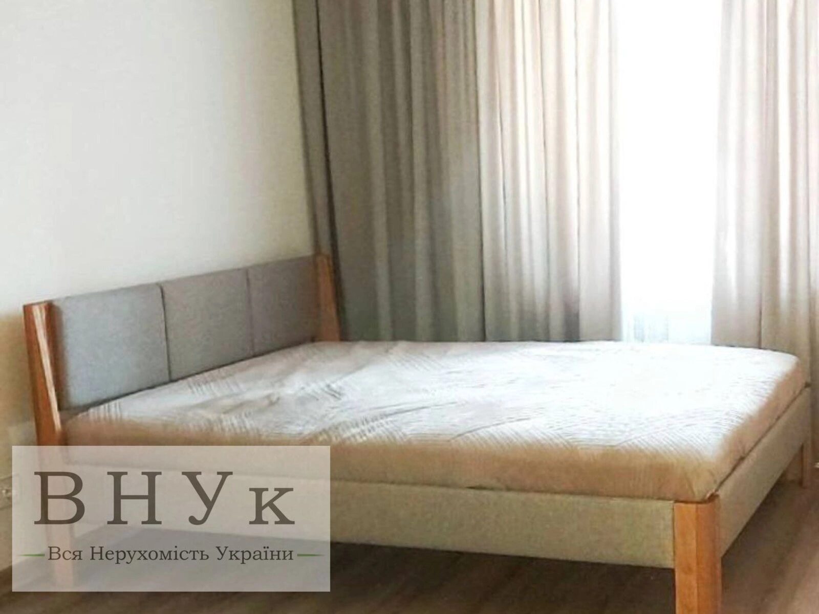 Apartments for sale 2 rooms, 518 m², 2nd fl./9 floors. 15-ho Kvitnya , Ternopil. 