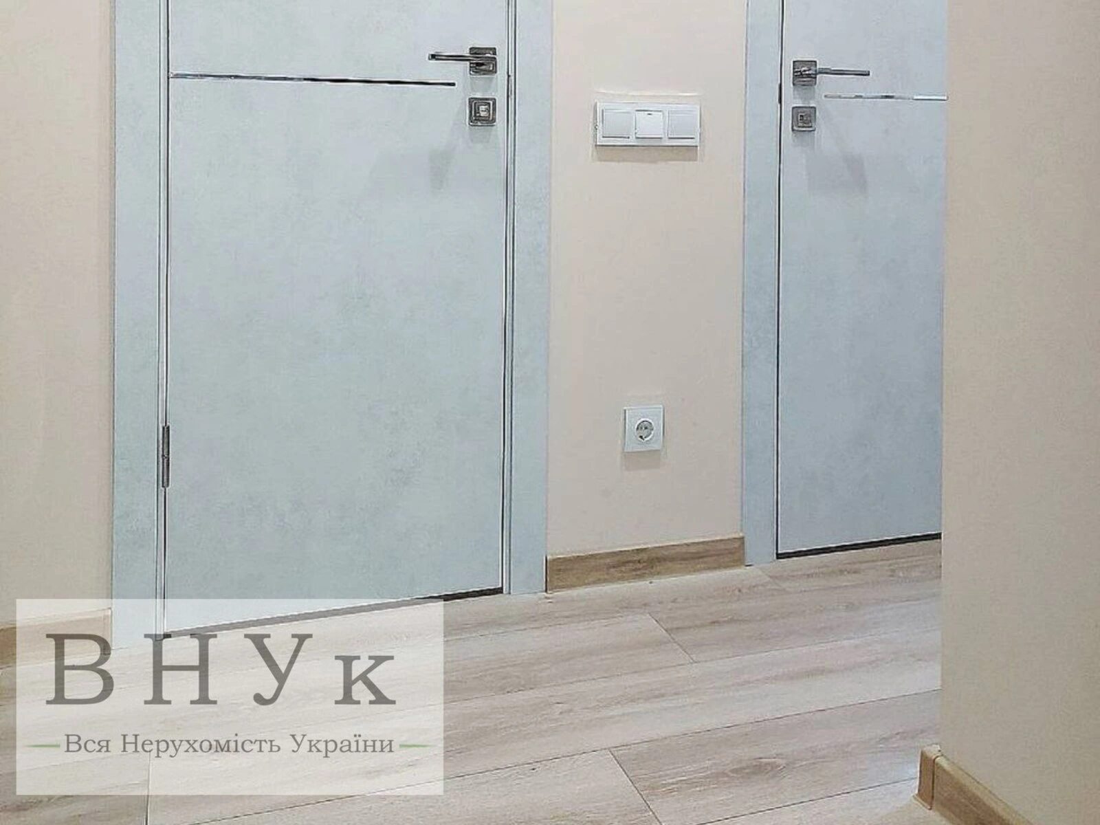 Apartments for sale 2 rooms, 518 m², 2nd fl./9 floors. 15-ho Kvitnya , Ternopil. 