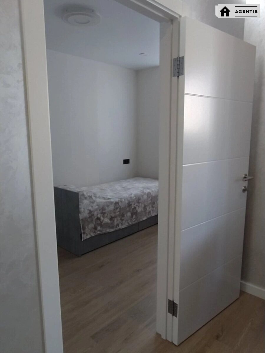 Сдам квартиру 2 комнаты, 46 m², 13 эт./25 этажей. 26, Приміська вул., Киев. 